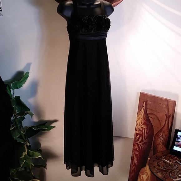 Ruby Rox - Picture 1 of 4